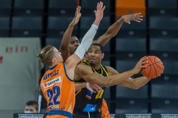 近专业体育 近专业体育