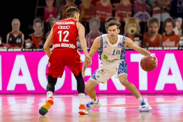 入探讨的话 入探讨的话